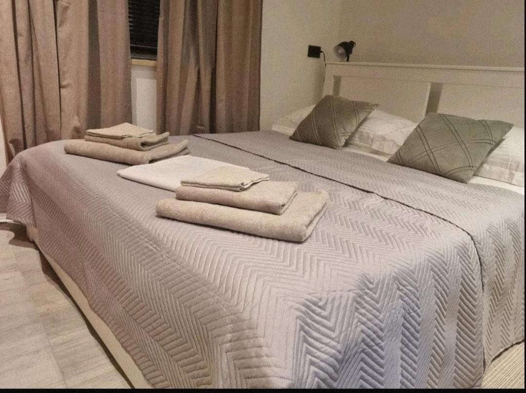 בריביר Amazing Sea-Mountain Valley View House With 3 Terraces And Huge Chill Gardens, 5Min From The Sea! מראה חיצוני תמונה